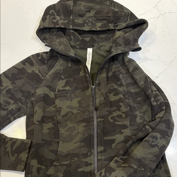 Camo Lululemon Scuba Hoodie - Picture 2 of 2